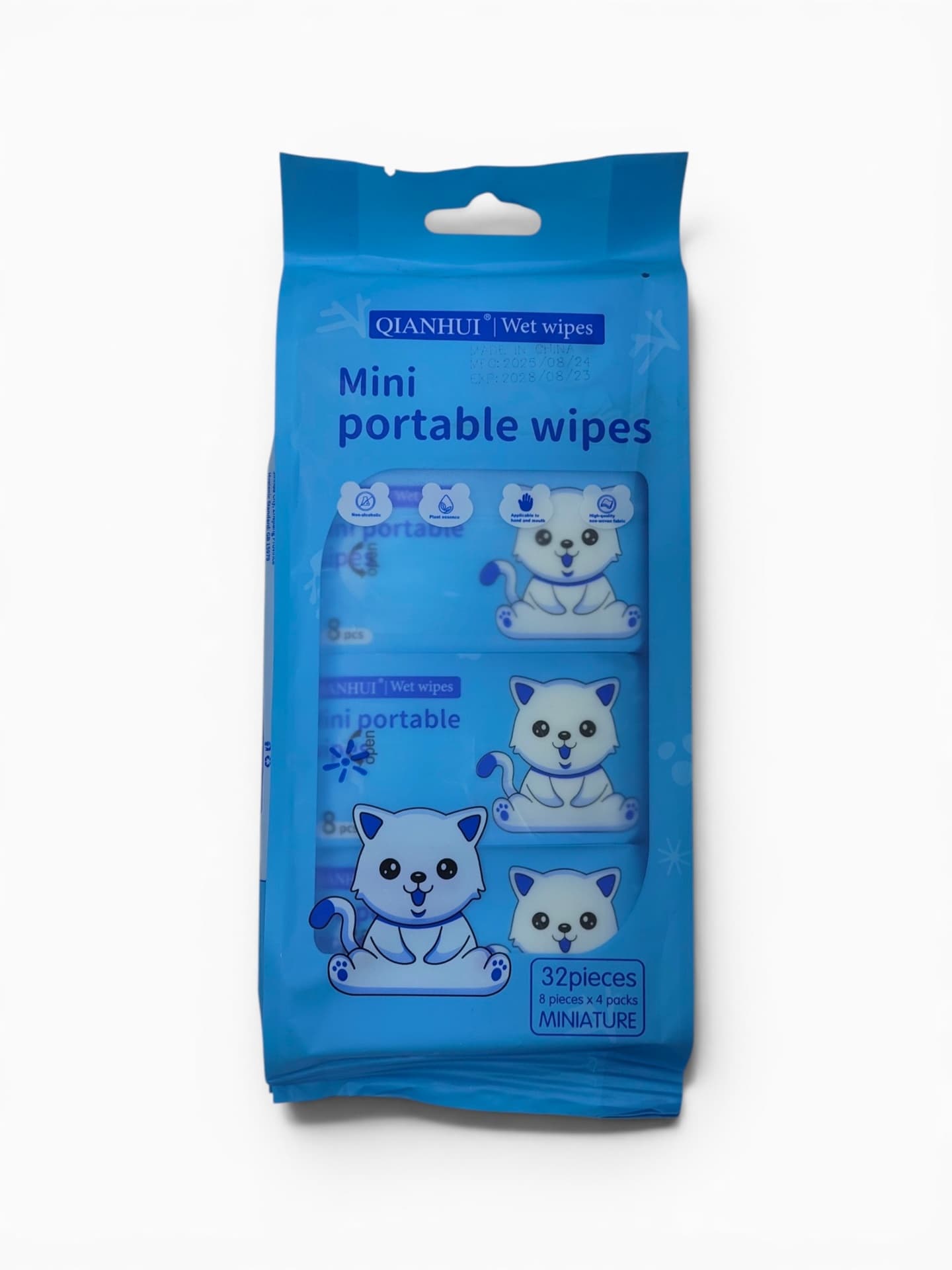 The Pocket-Paw Portable Wipes
